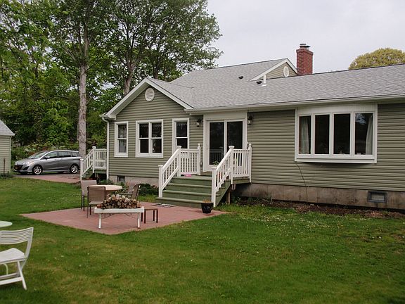 5th image of 80 Westminster Dr