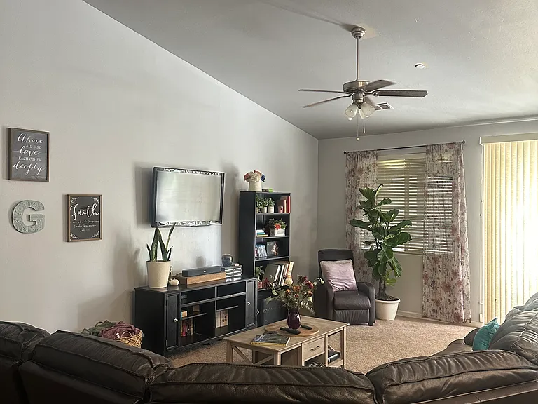 8913 Cadbury Dr — Photo 4