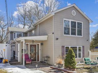 5 Lark St, Washingtonville, NY 10992