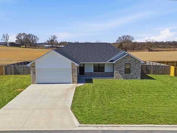 2nd image of 4717 S 124th Road