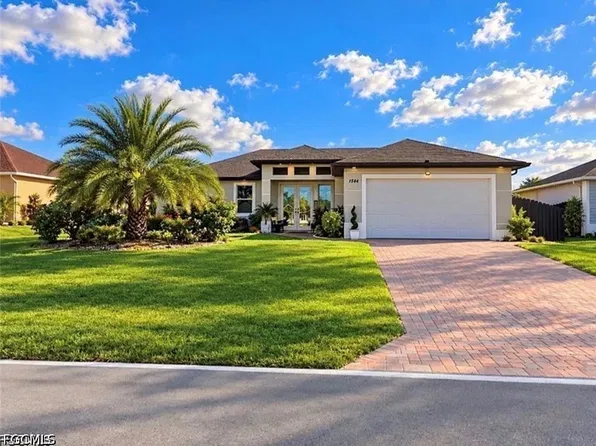 1344 S Gator Circle Cpe, Coral, FL 33909