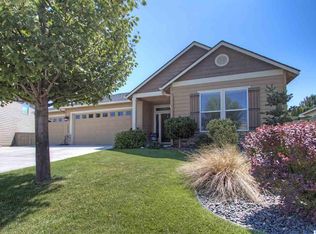 1809 S Irving Pl, Kennewick, WA 99338