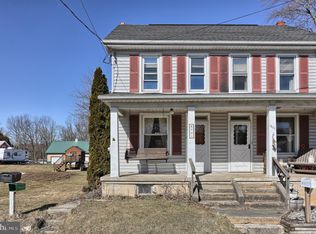 921 Turnpike Rd, Elizabethtown, PA 17022