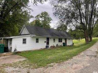 907 S Albert St, Macomb, IL 61455