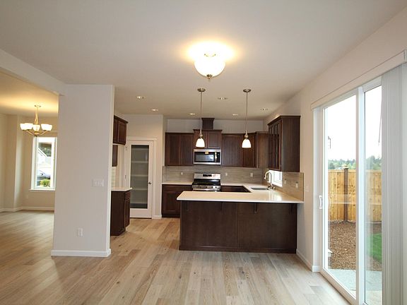 2nd image of 9712 9th Ave SE