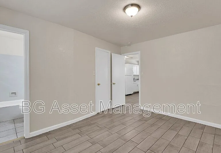 714 Darina Ave #3 — Photo 8