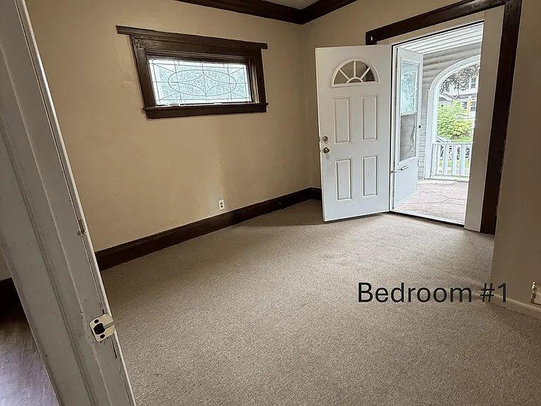 27 Carthage Dr — Photo 4