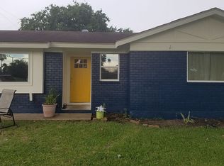 2401 Lofton Dr, Port Neches, TX 77651