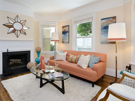 2nd image of 234 Myrtle St