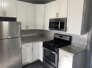 1144 W Taylor St APT 1R, Chicago, IL 60607