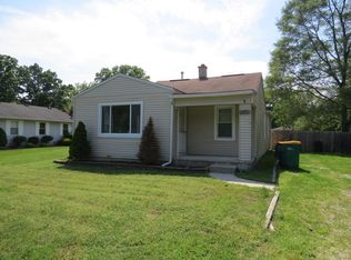 17832 Princess Ave, Brownstown, MI 48174