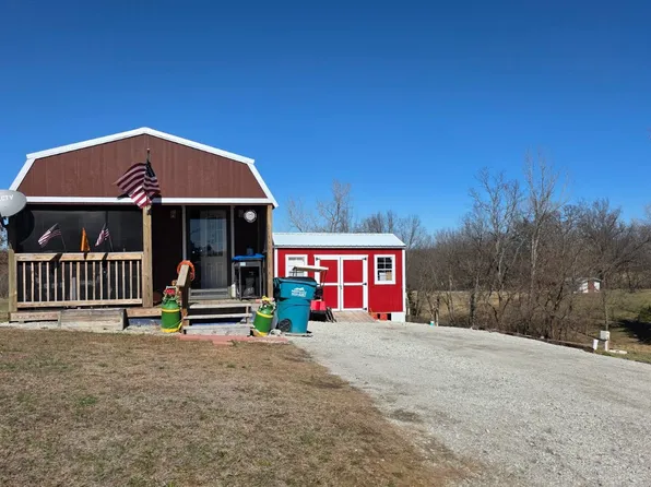 1174 Lake Viking Ter, Altamont, MO 64620