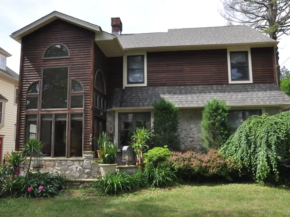 204 University Blvd, Glassboro, NJ 08028