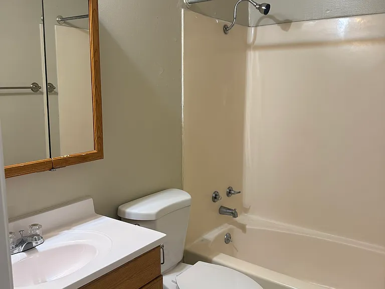 704 Dondee Dr #2 — Photo 9