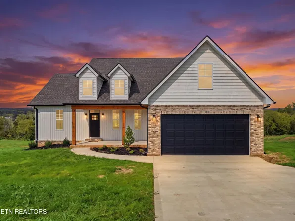 311 Stone Ln, Maryville, TN 37801