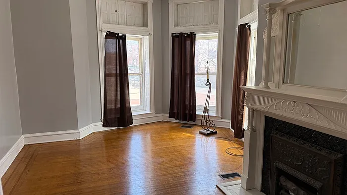 1900 Madison Ave #1 — Photo 3