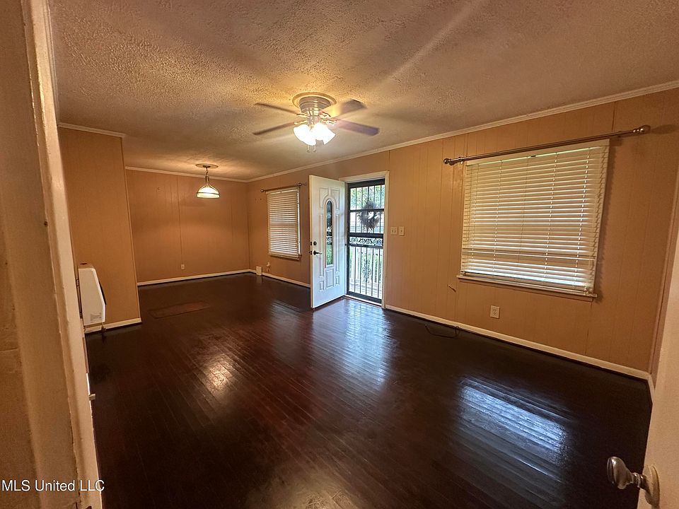 205 W 13th St, Yazoo City, MS 39194 | Zillow