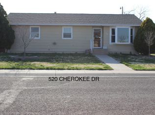 520 Cherokee Dr, Colby, KS 67701