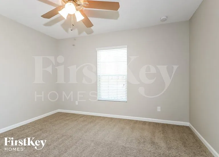 1426 SW Oriole Ln — Photo 10