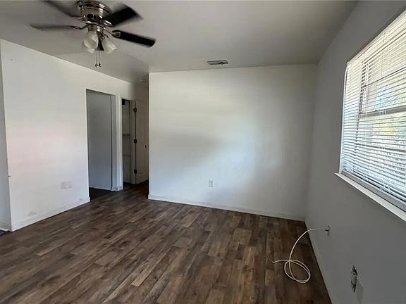 5th image of 517 HARRIS Street