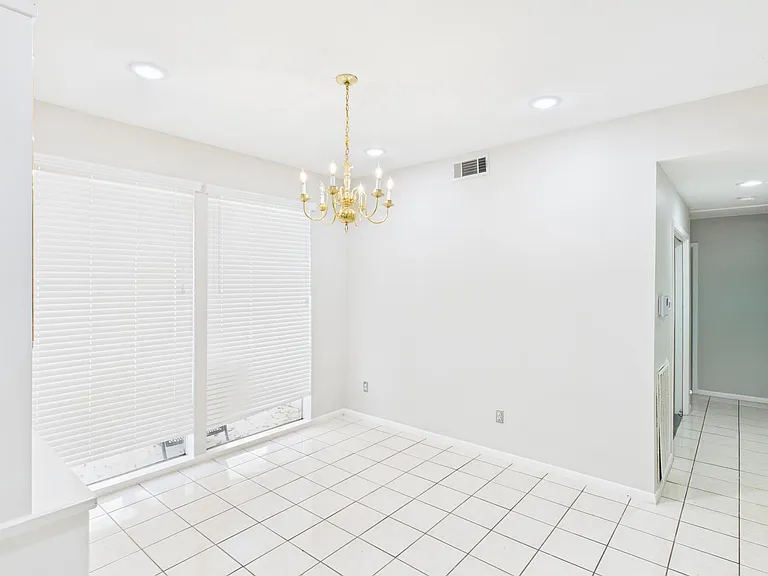 7611 Hopewell Ln — Photo 9