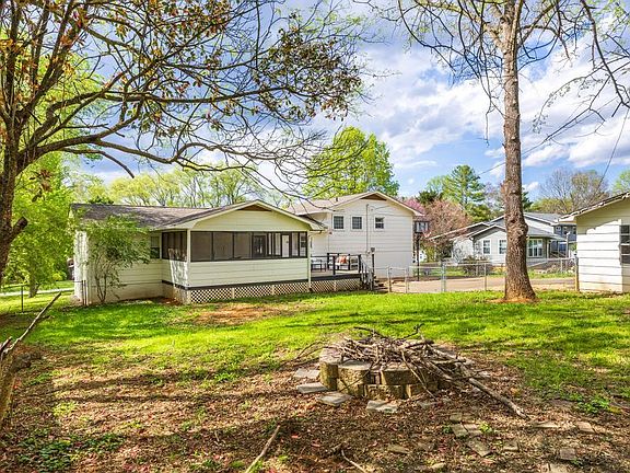 4th image of 4720 Aster Dr NW