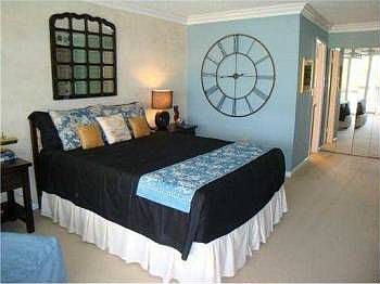 2nd image of 611 SE 7th St APT 201