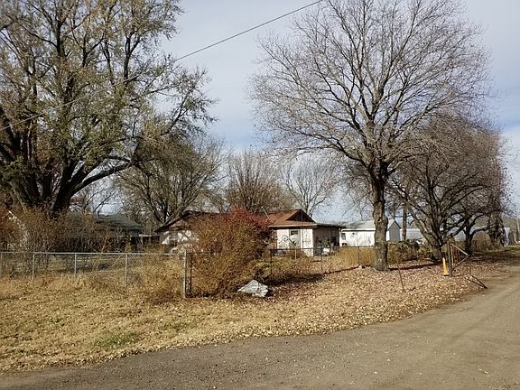 3rd image of 3730 NE Seward Ave