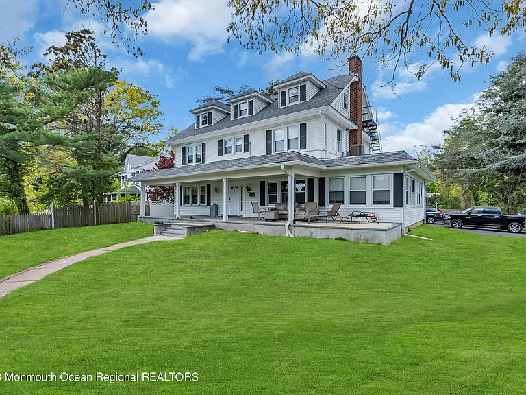 309 Cedar Ave — Photo 4