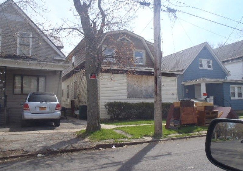 1st image of 53 Sattler Ave