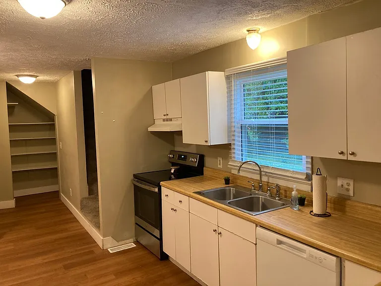 913 Hamilton Ave #B — Photo 7