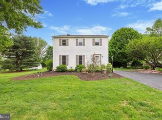 1114 Amber Ln, Lansdale, PA