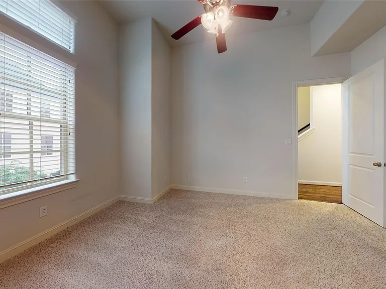 1708 Upland Lakes — Photo 30