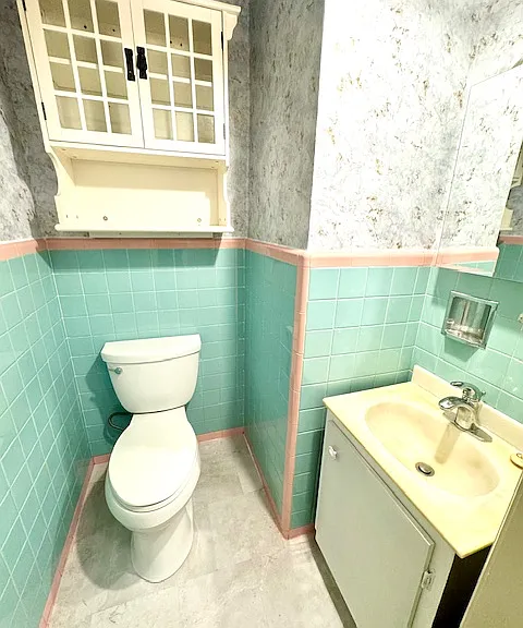 Skylark Dr — Photo 3