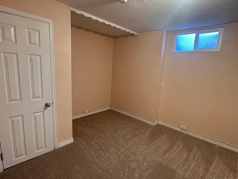 814 Julian St — Photo 23