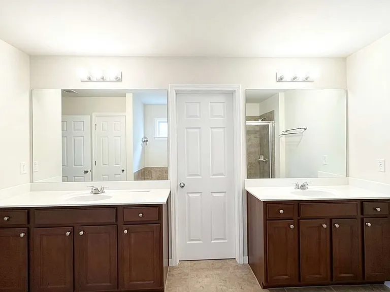 2440 Northmont Pkwy — Photo 35