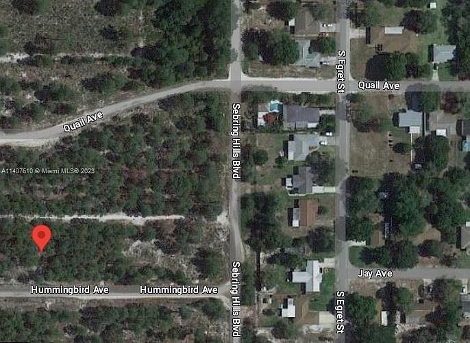 2nd image of 424 Hummingbird Ave