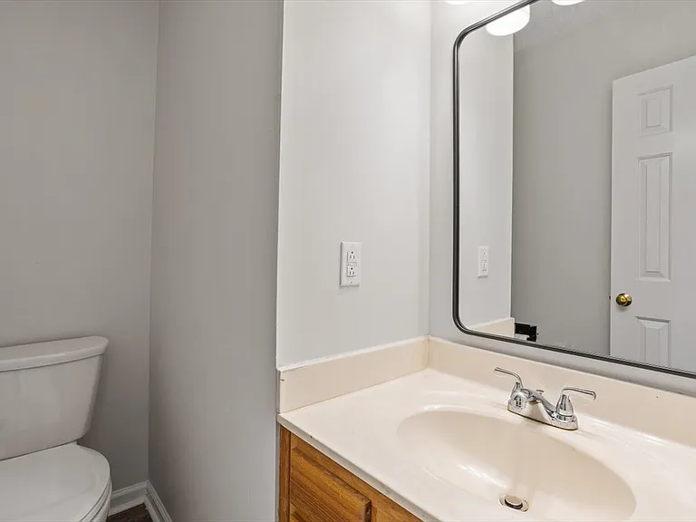 302 Wax Myrtle Ct — Photo 17