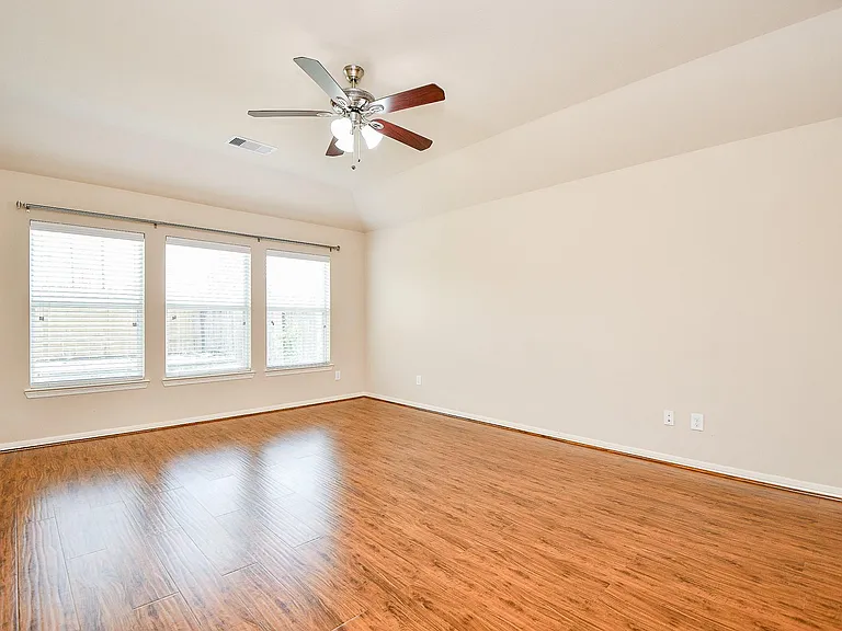 26711 Henson Falls Dr — Photo 16