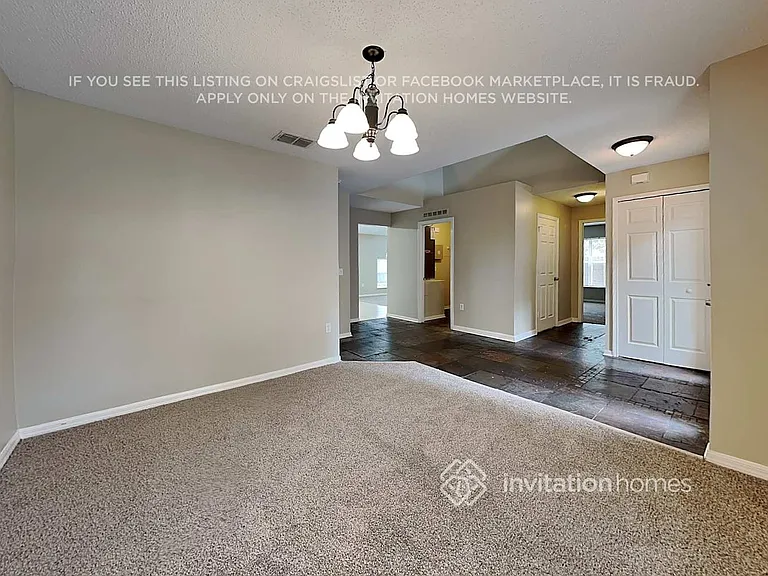 1701 Alhambra Crest Dr — Photo 6