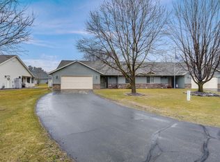 201 Brookview Ct NW, Isanti, MN 55040