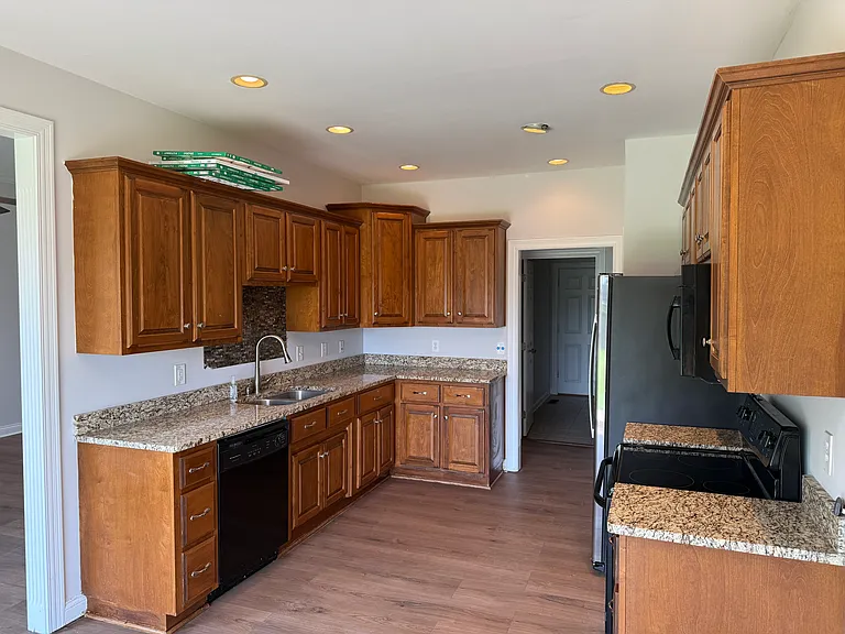 447 Monarchos Ln — Photo 9