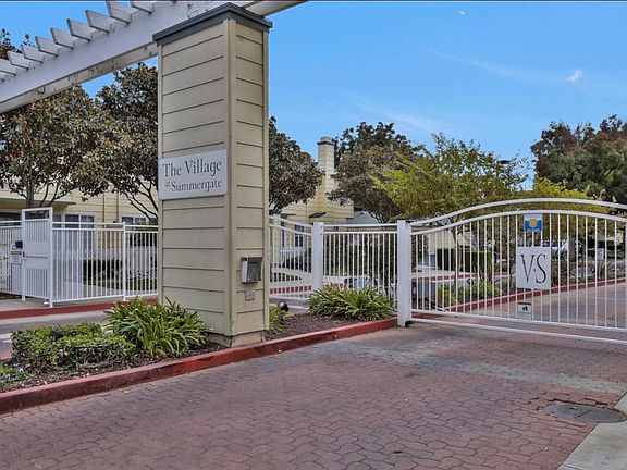 2nd image of 2370 Westbury Ct