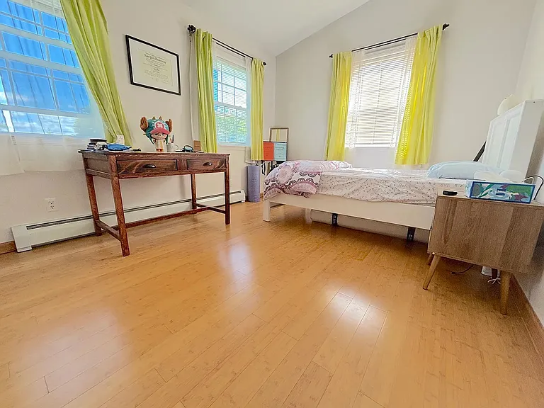 296 N Birchwood Dr — Photo 12