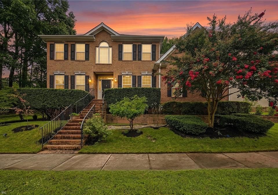 1st image of 105 Meredith Way