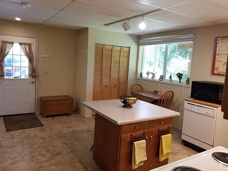 2232 E Lake Sammamish Pkwy NE #D — Photo 3