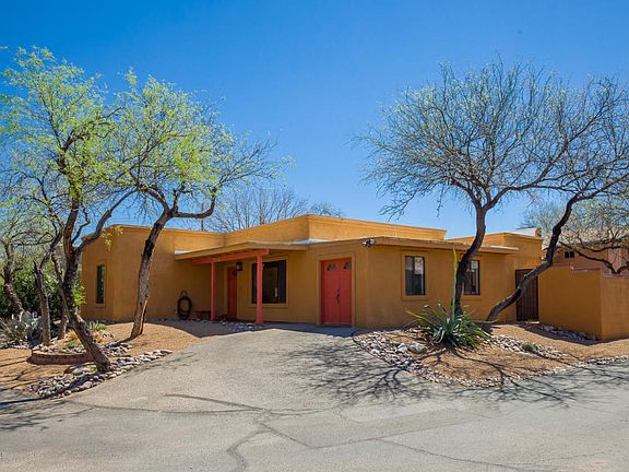 3rd image of 2772 N Dos Mujeres Ave