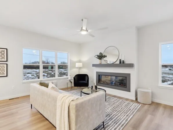 3165 Drumlin Ridge Drive, Cottage Grove, WI 53527