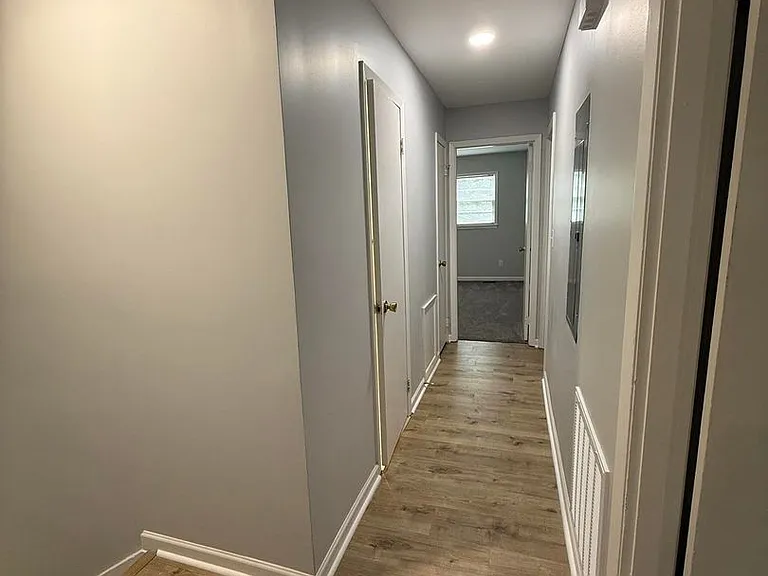 319 Ashby Way — Photo 16