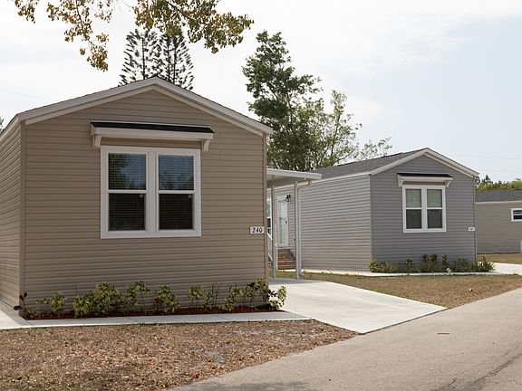 2nd image of 114 Leopard Ln